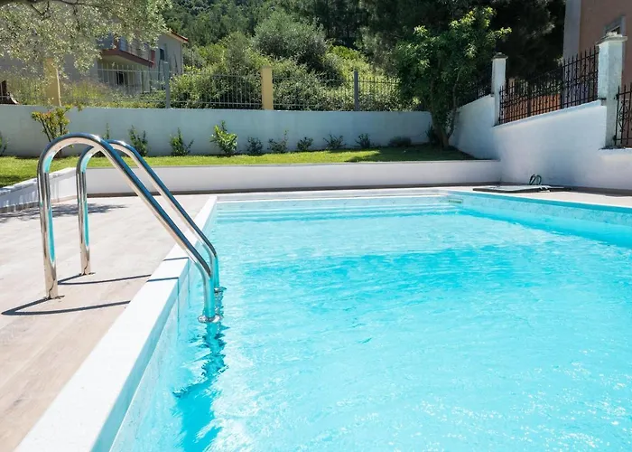 Louloudis Pool Skala Rachoni (Thasos)