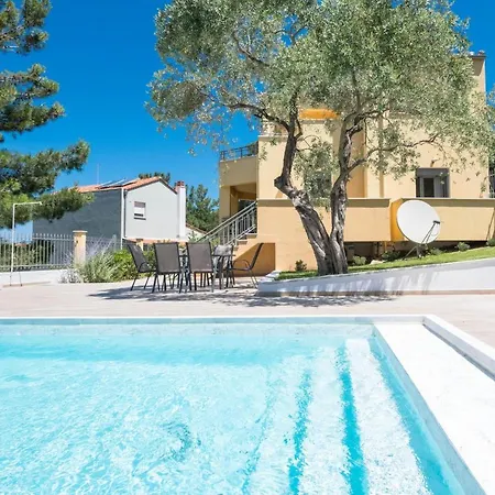 Louloudis Pool ヴィラ *