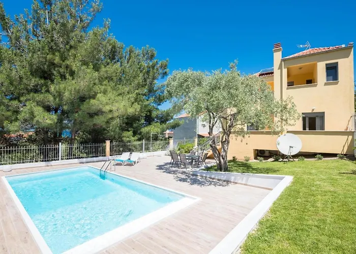 Louloudis Pool Villa Skala Rachoni (Thasos)